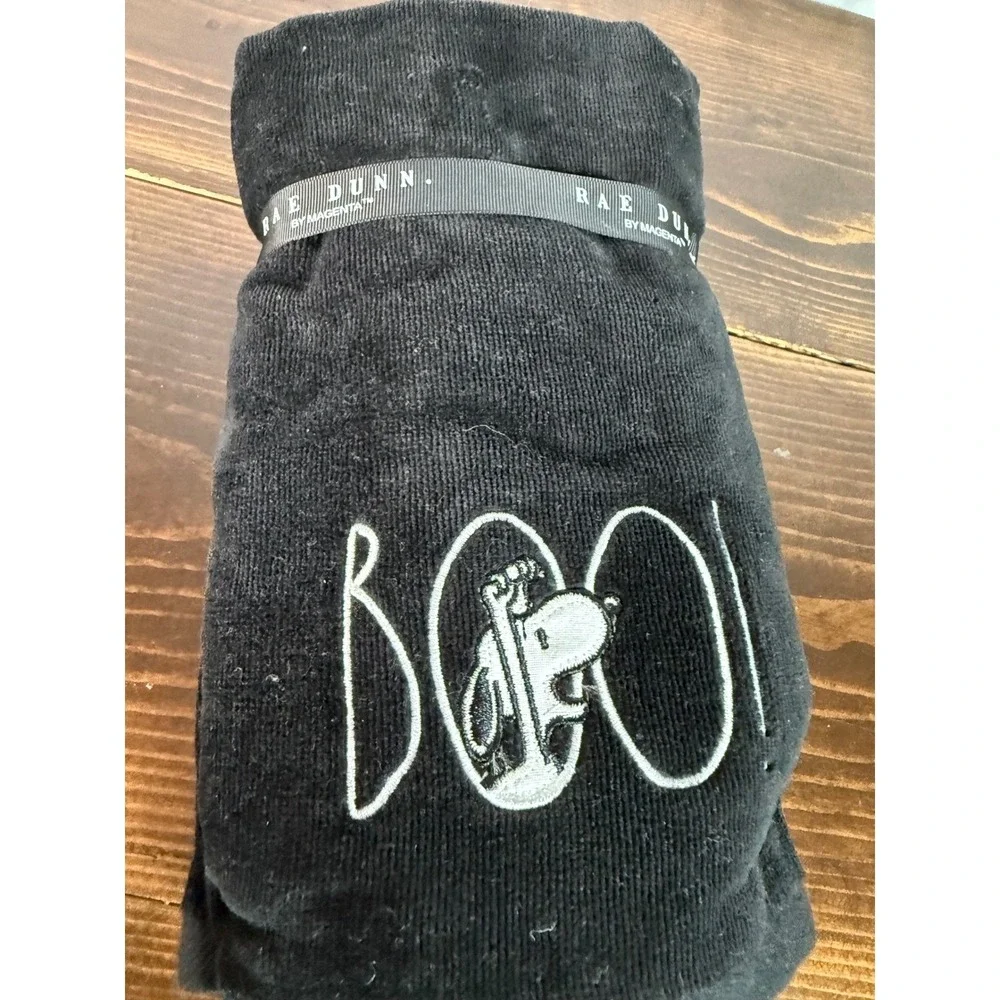 Rae‎ Dunn Peanuts Snoopy Boo! Halloween Black Hand Towels 2 pk Brand New